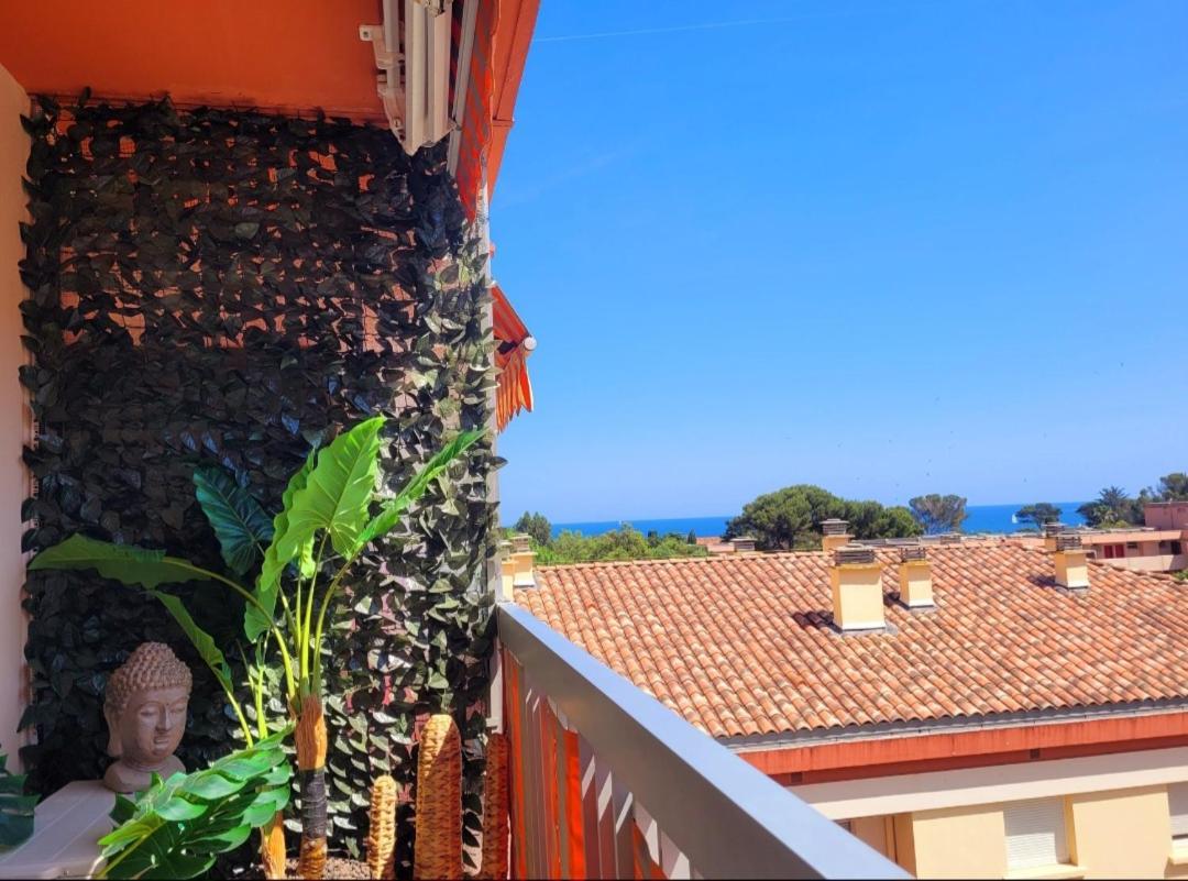 Studio Lucia - Vue Mer Saint Aygulf Buitenkant foto